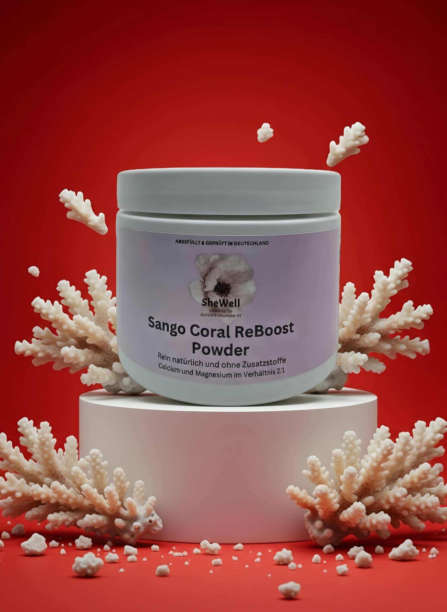 Detailaufnahme des SheWell Sango Coral ReBoost Powder mit feiner Pulverstruktur
